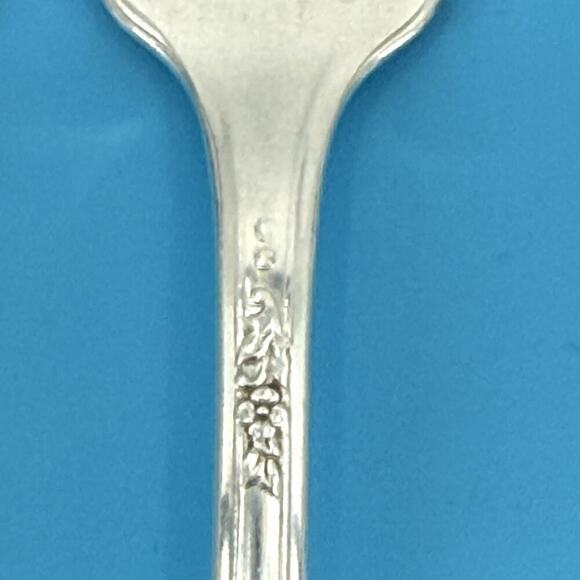 Oneida Community QUEEN BESS II Tudor Silver Plate 1946 Flatware 6-Dinner Forks - Picture 3 of 9